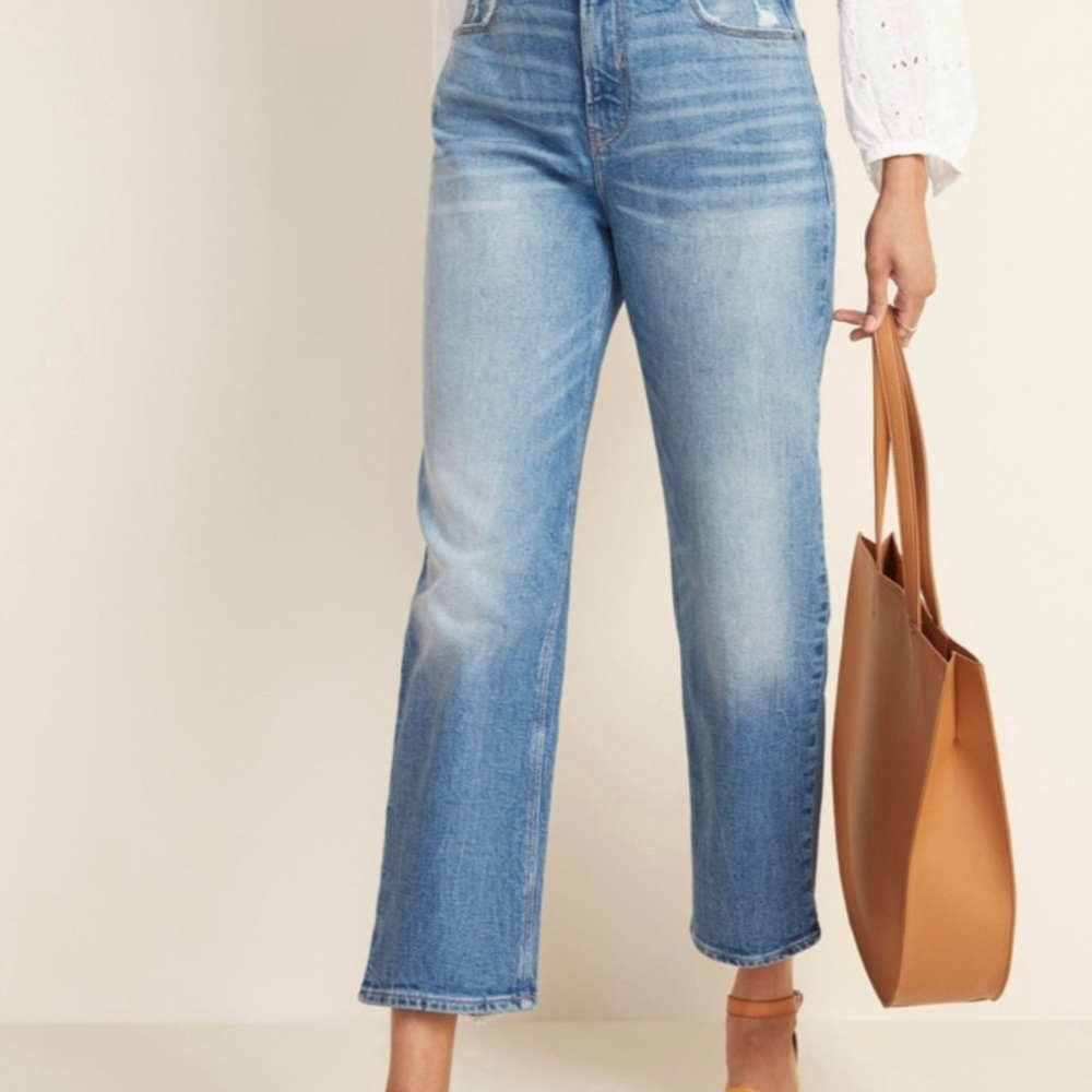 Extra high waisted distressed boyfriend jeans